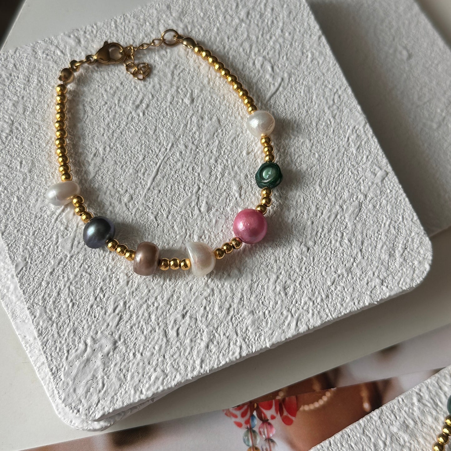 The Pearls Golden Bracelet