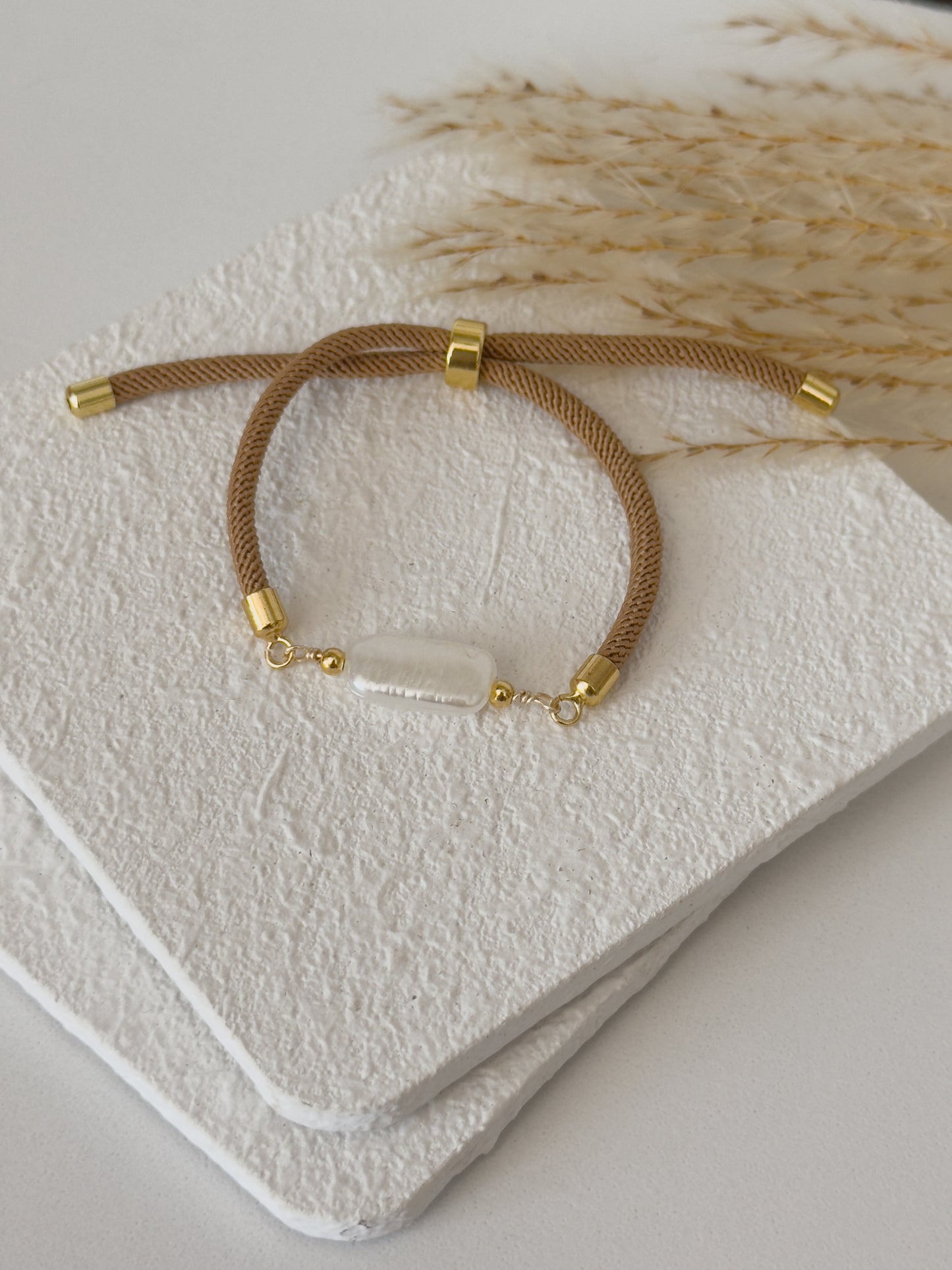 Mina Pearl Bracelet