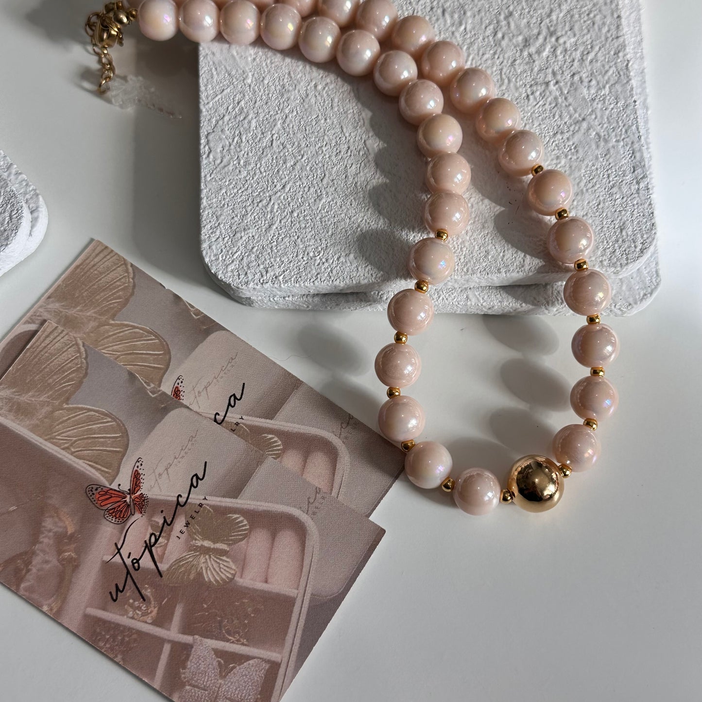 Rosa beaded Necklace