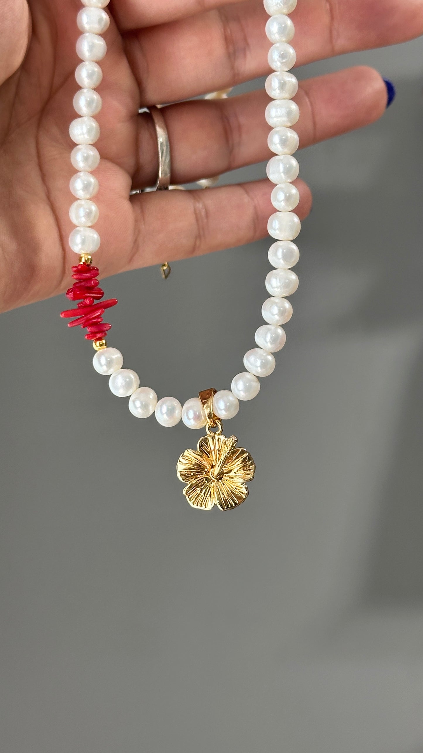 Flor de Maga Necklace