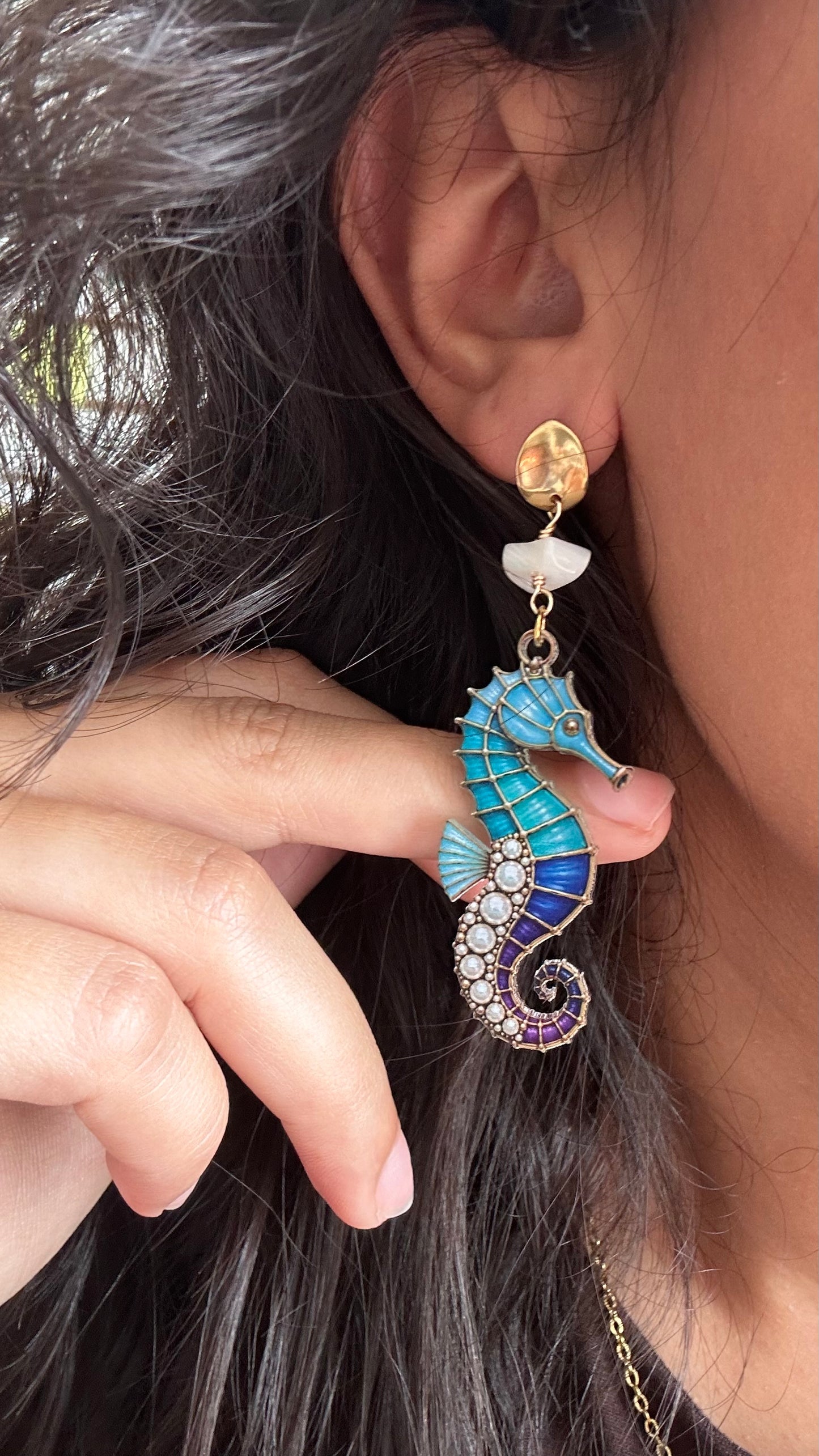 Kario Seahorse Earring