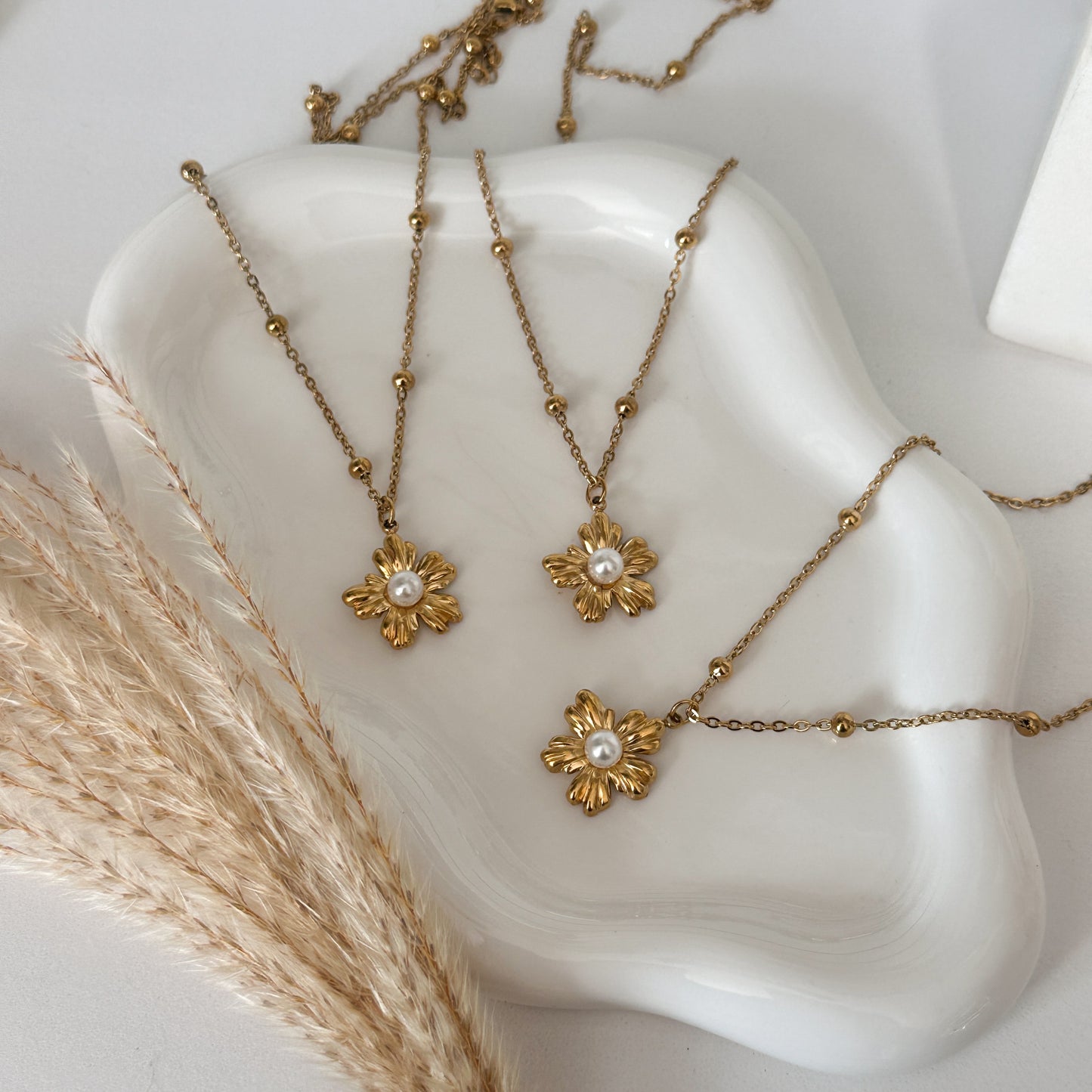 Bloom Necklace