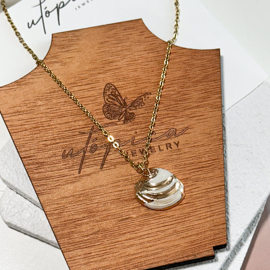 Golden Seashell Chain