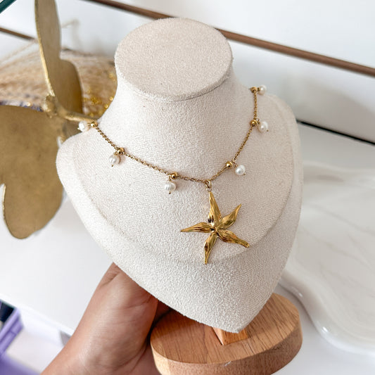 Coralia Necklace