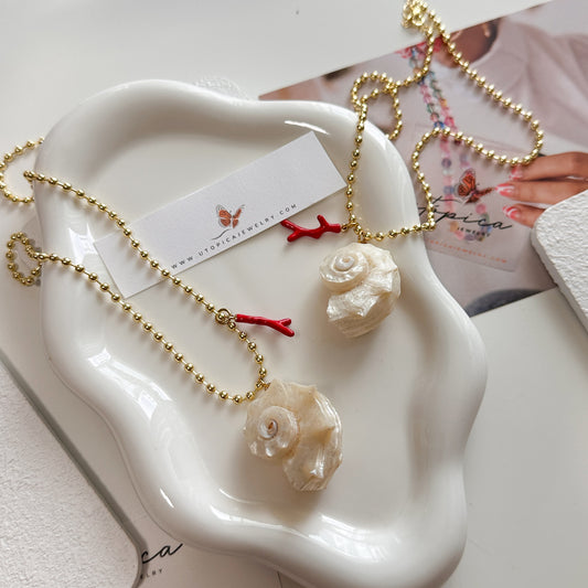 Cayo Caracoles Necklace